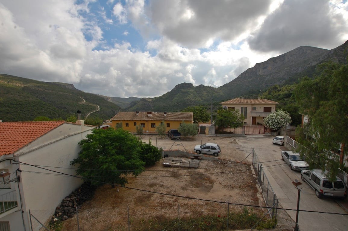 Xalet adossat amb pati a Benirrama - 11