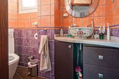 Property R4690255
