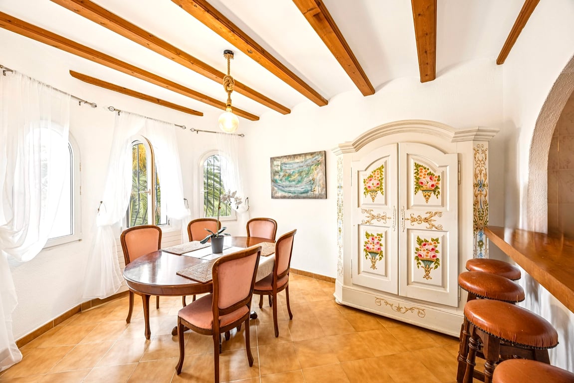 4-bed Villa in Dénia photo 16