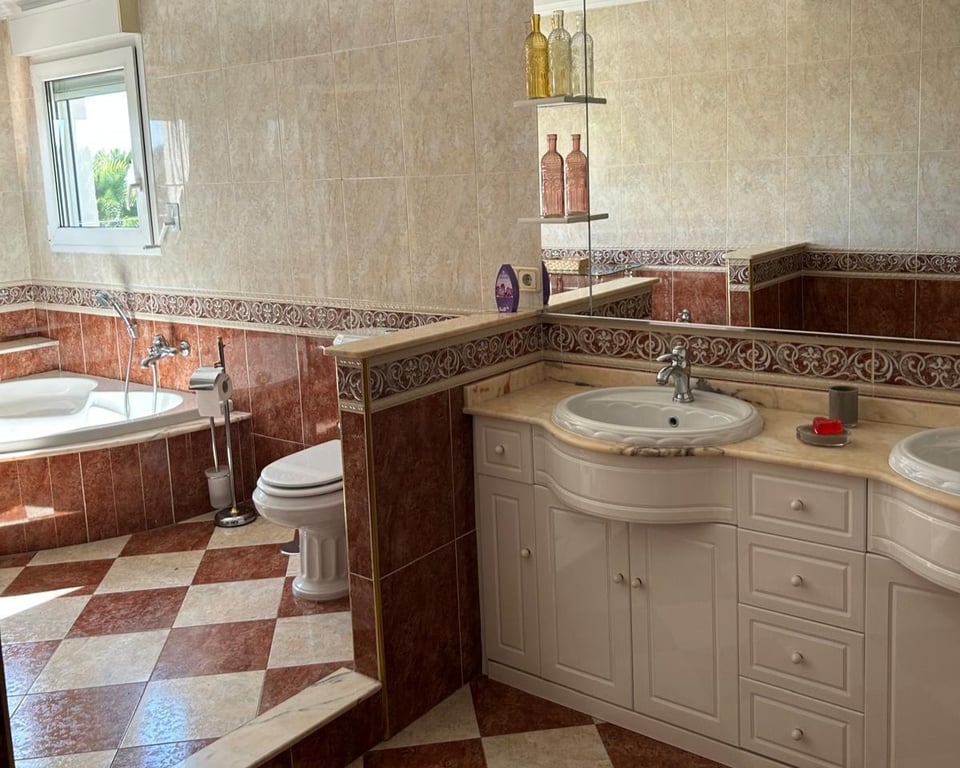 Property #RH21175 - 19