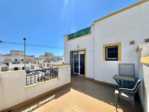Rijwoning met 3 slaapkamers in Orihuela Costa — foto 18