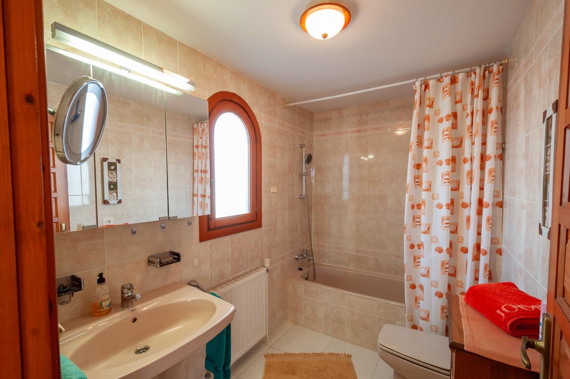 Property #RH21262 - 15