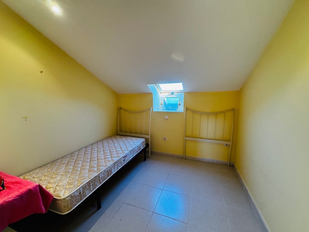 Ático  dúplex de 4 habitaciones en Marinas Km1-Zona Club de Tenis - 24