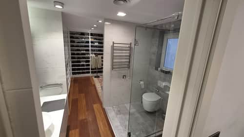 Luxueus gerenoveerd appartement met 4 slaapkamers en garage in het centrum van Torrevieja — foto 14