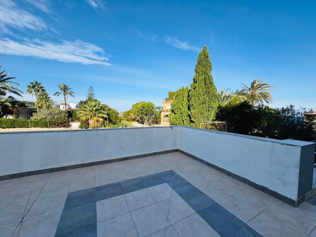 Dénia. Las Rotas. Villa grande con 2885 m2 parcela cerca del mar en venta - 40