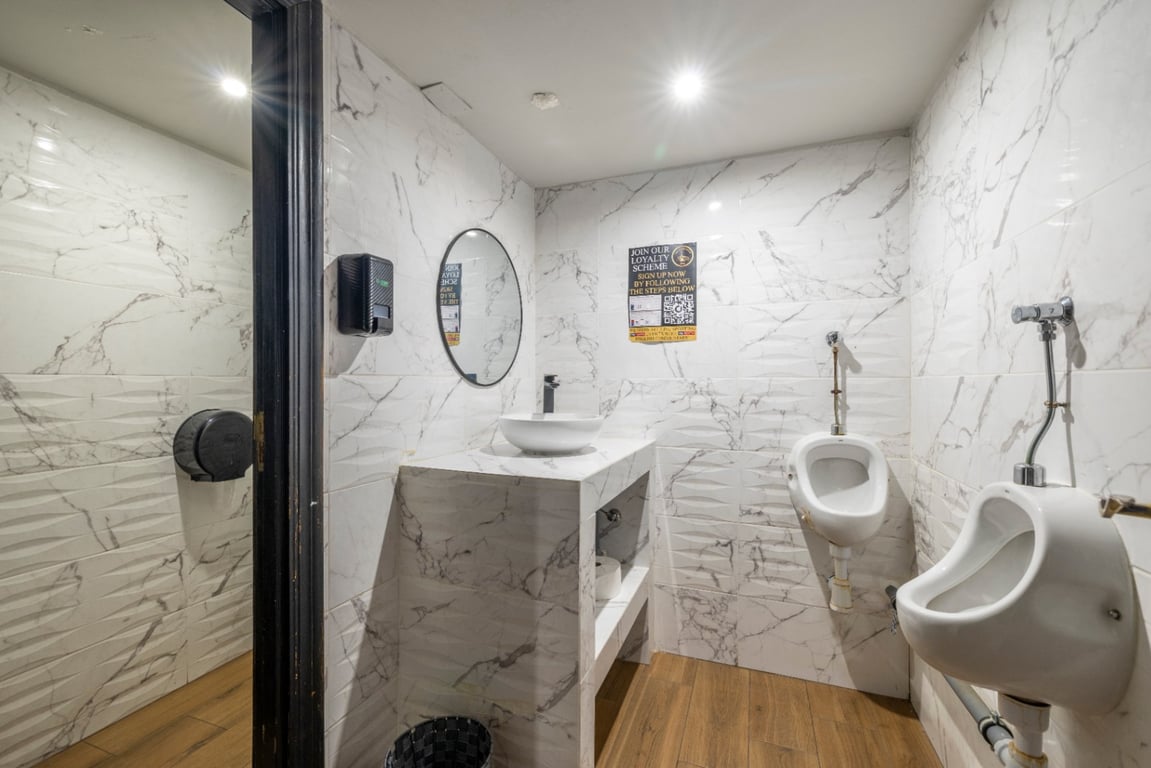 Traspaso de Pub con perfecta ubicación el Arenal de Jávea - 39