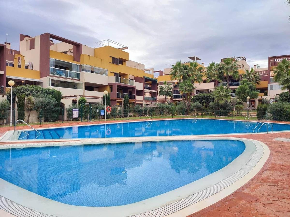 Appartement met 2 slaapkamers in Orihuela Costa