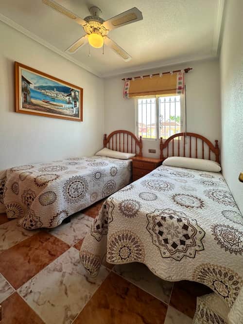 Rijwoning met 2 slaapkamers in Orihuela Costa — foto 18