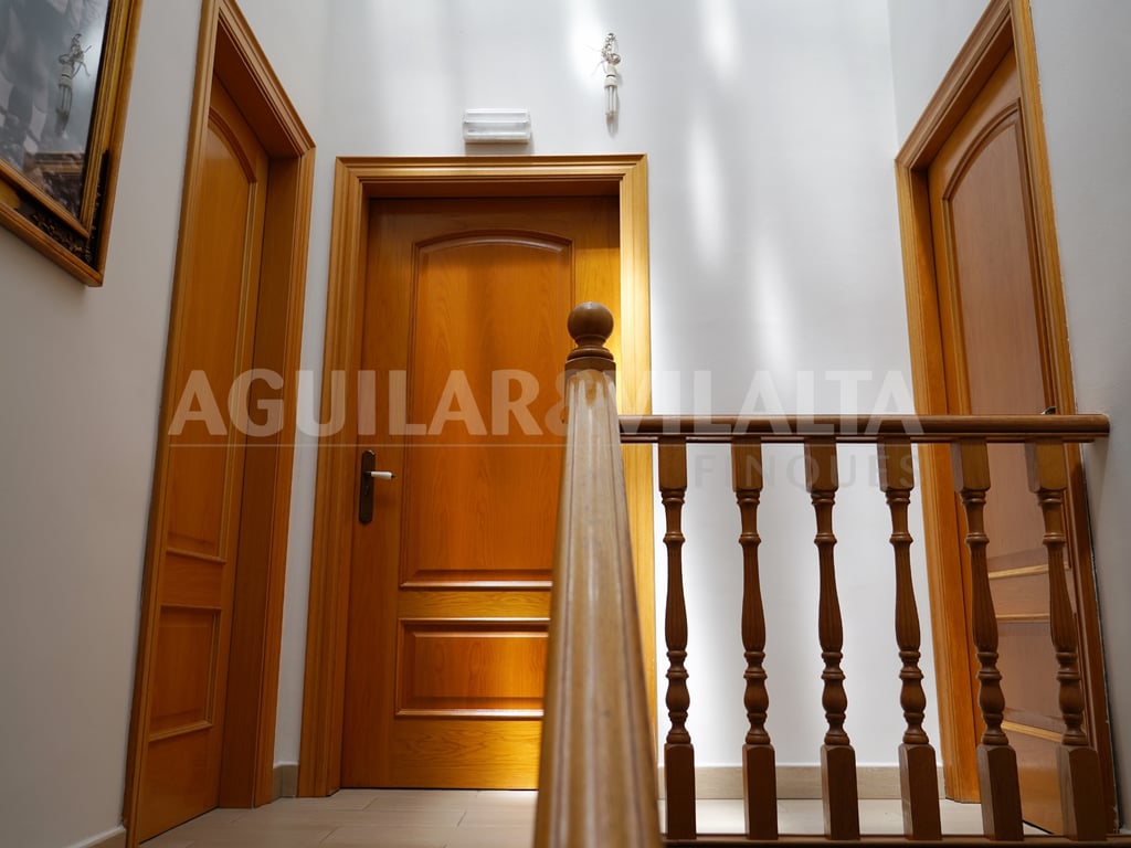 Masía con piscina, zona ecuestre y gran parcela en Granollers - 52
