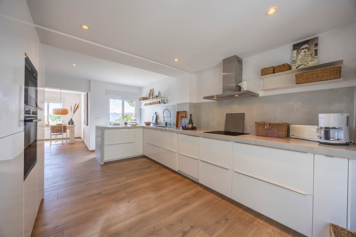 5-bed Villa in Jávea photo 8