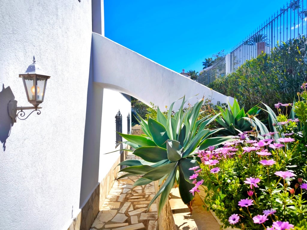 Villa con apartamento de invitados y vistas al mar en Dénia - 55