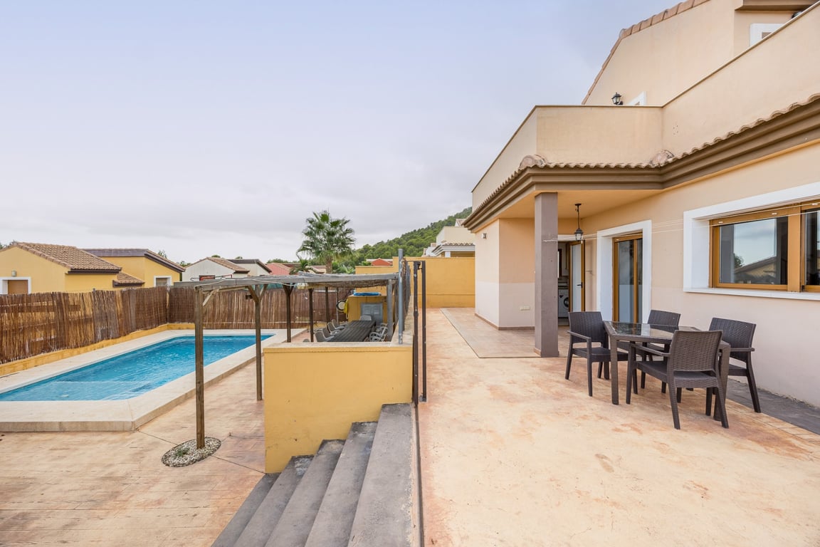 Property #RH20438 - 25