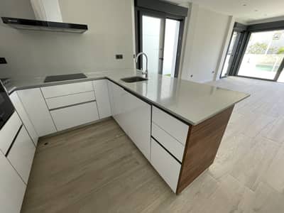 Property #TSR2516C - Image 4