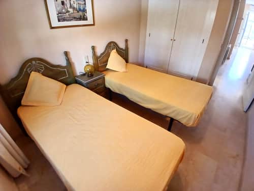 Bungalow met 2 slaapkamers in Villamartín — foto 20