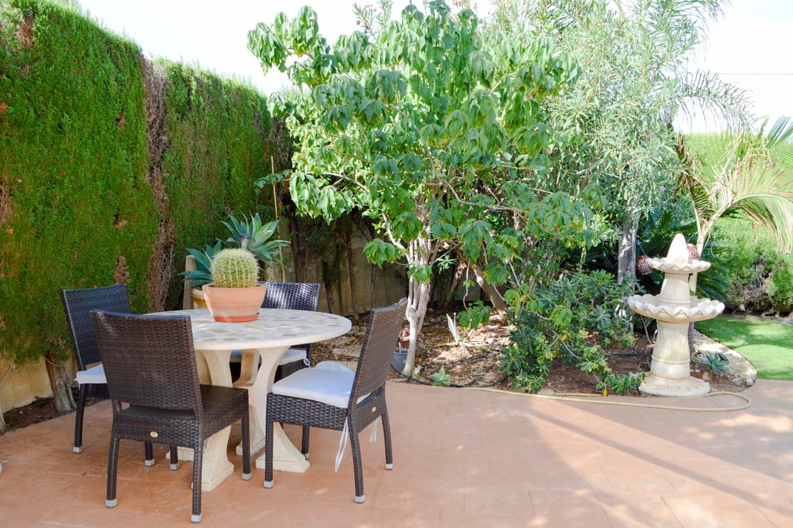 Villa de 4 dormitorios en Las Marinas, en la zona de Las Brisas - 30