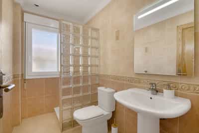 Property R4672105