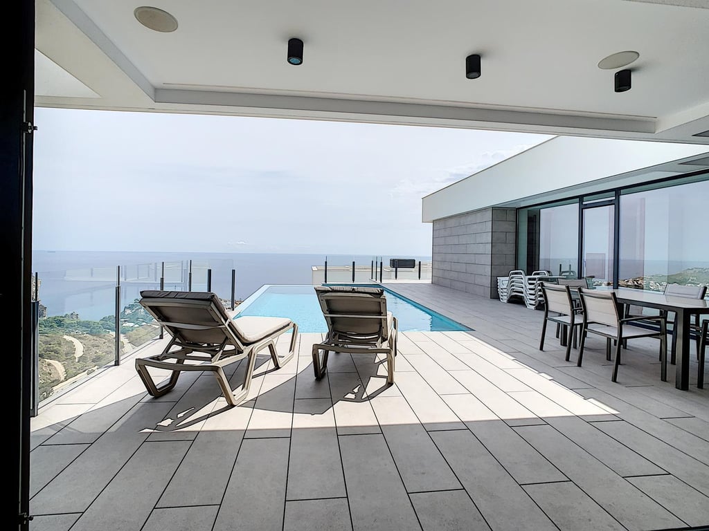 Lujosa villa en Cumbre del Sol - 20