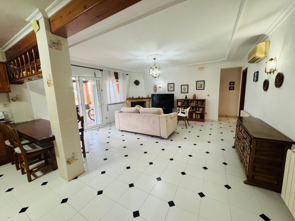 Dénia. Chalet amplio con vistas al mar en venta - 43