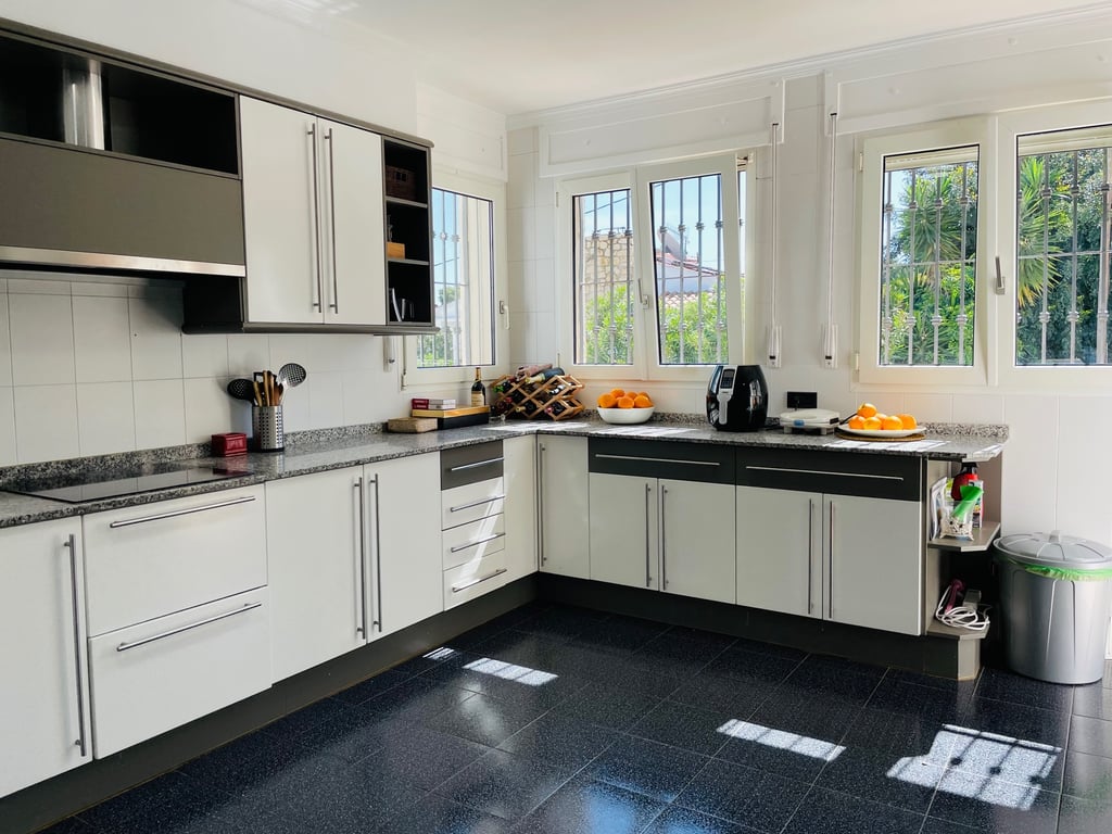 Denia. Las Rotas. Amplio Chalet en venta - 10