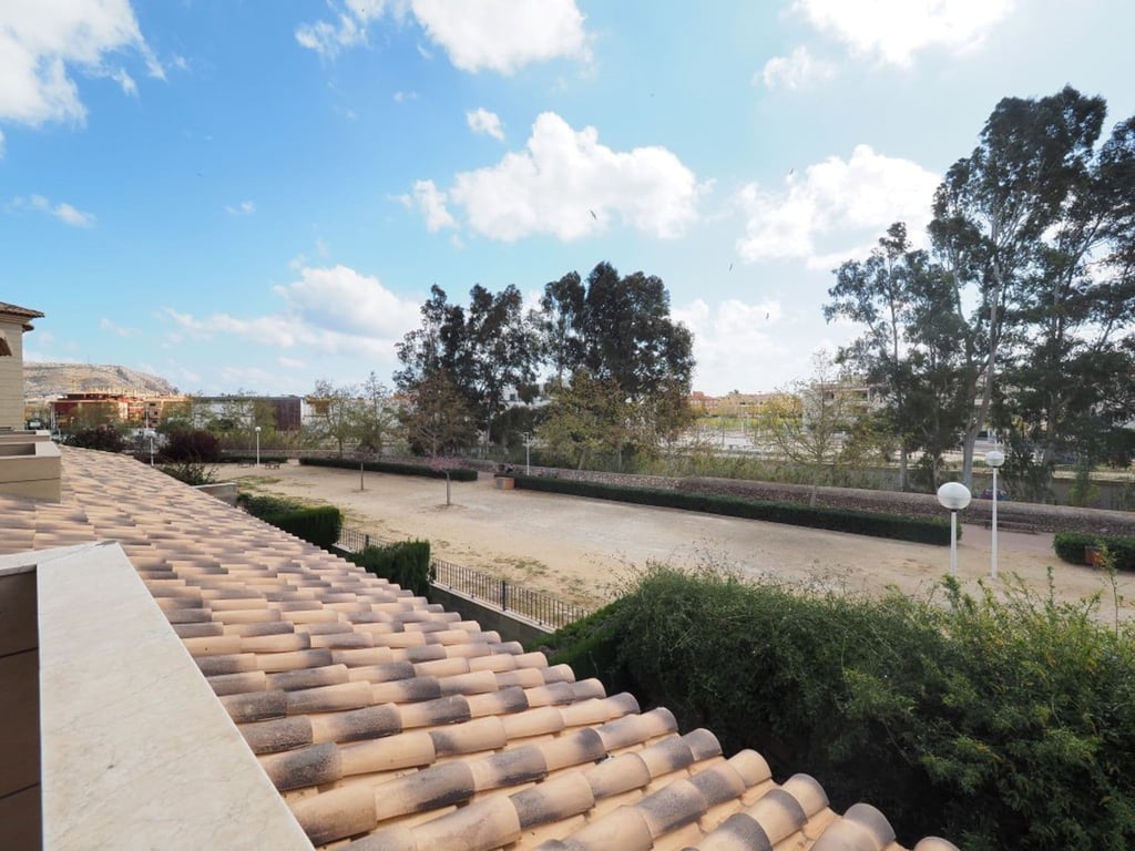 5-bed Townhouse in Jávea photo 16