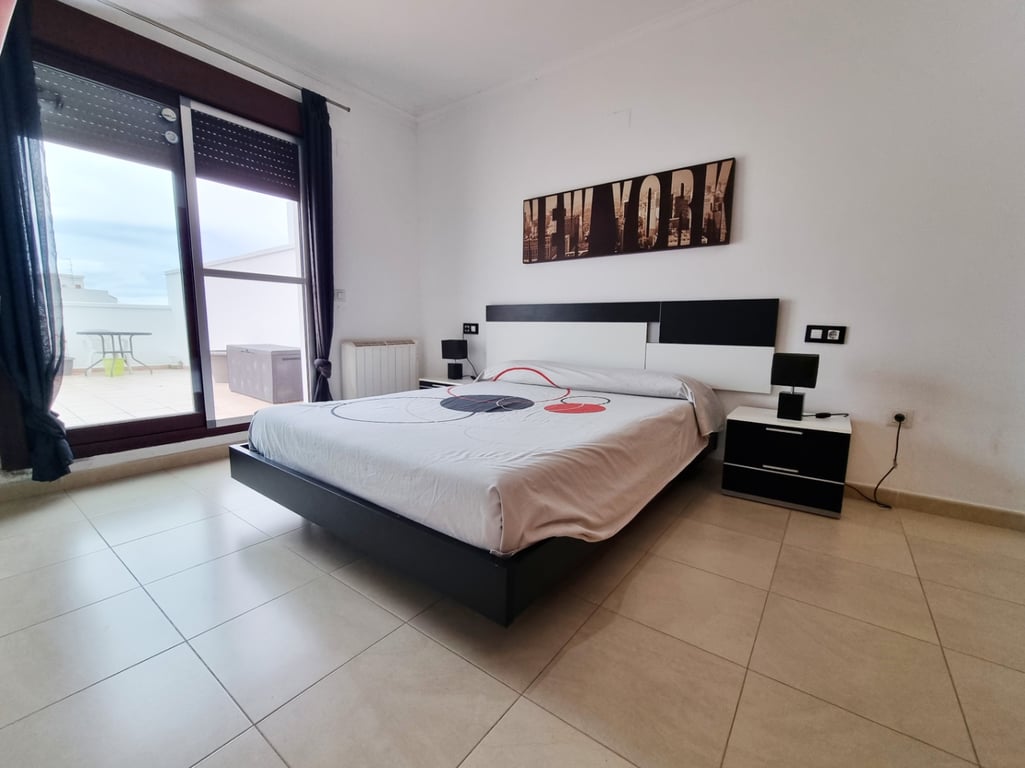 Dúplex amb àmplies terrasses en zona cèntrica d'Ondara - 2