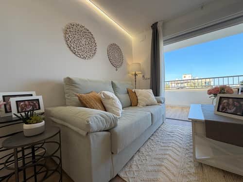 Gerenoveerd eerstelijns appartement met zeezicht in Torrevieja — foto 20