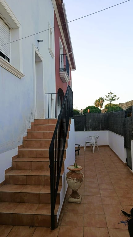 Casa semi adosada con encanto, garaje privado y amplia terraza en pleno corazón de Alcalalí - 23