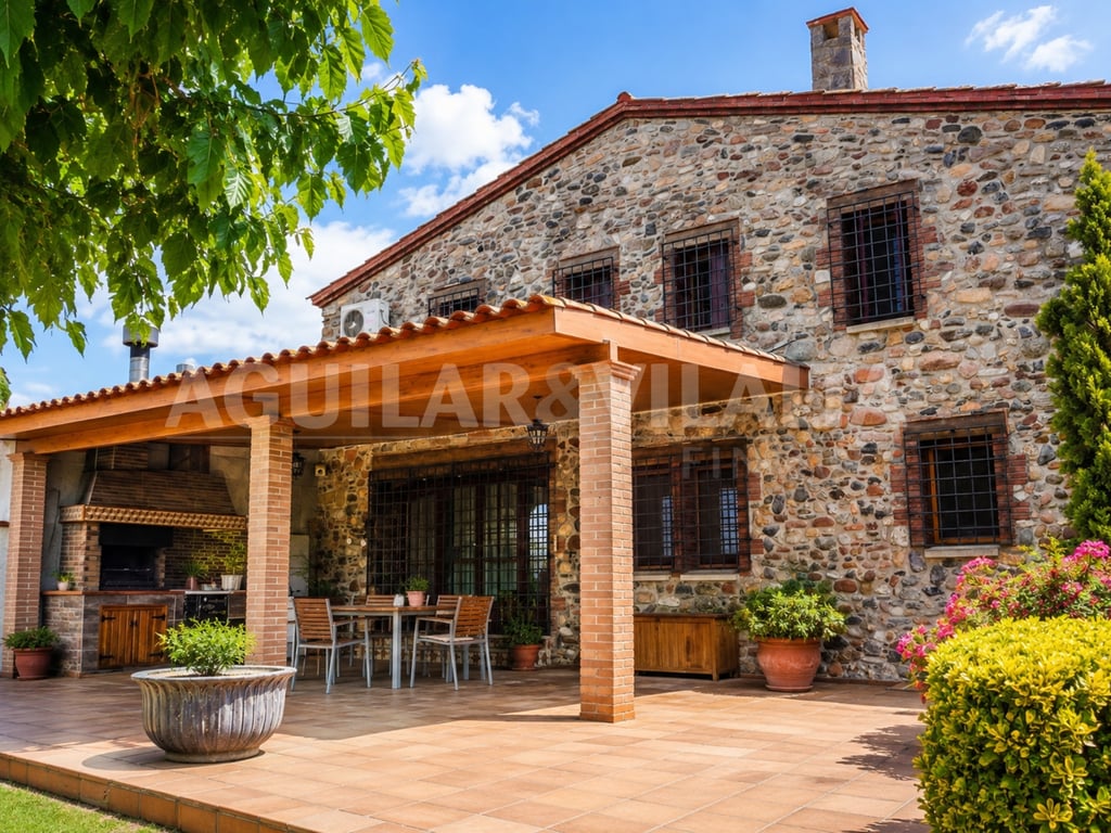 Masía con piscina, zona ecuestre y gran parcela en Granollers - 8