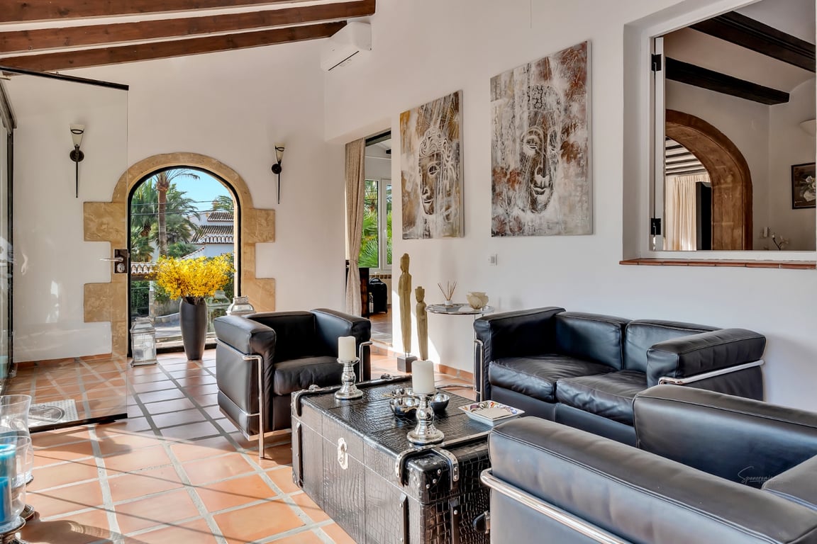 Property #RH21266 - 15