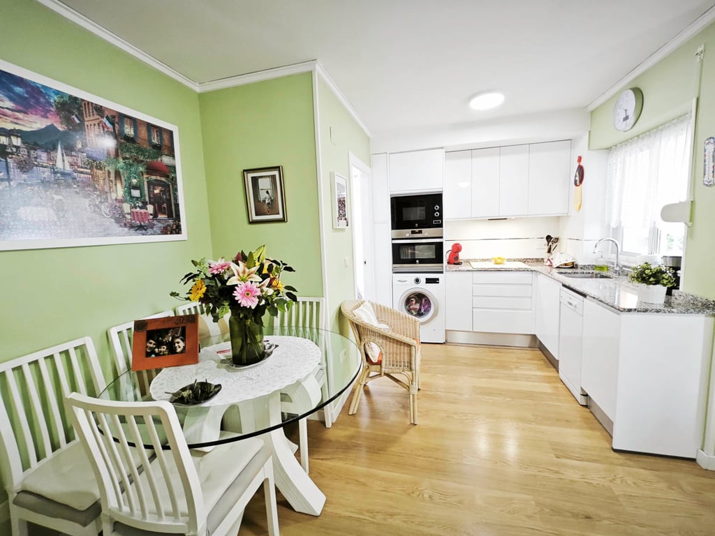 Dénia Playa: Apartamento Reformado con Encanto, ¡A 300m del Mar! - 3