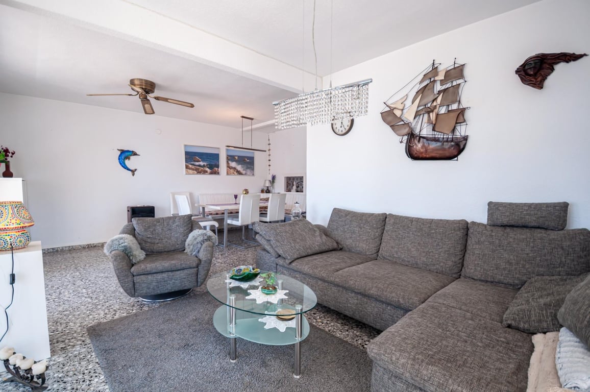 Property #RH20596 - 6