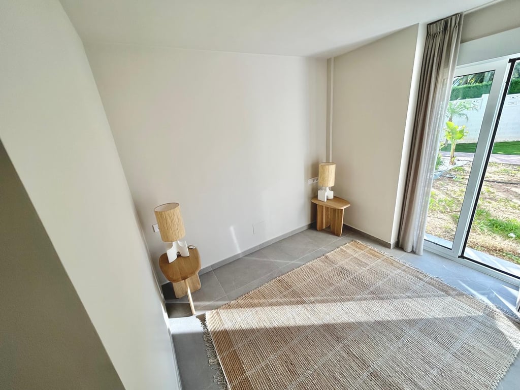 Apartamento planta baja con piscina en Denia - 14