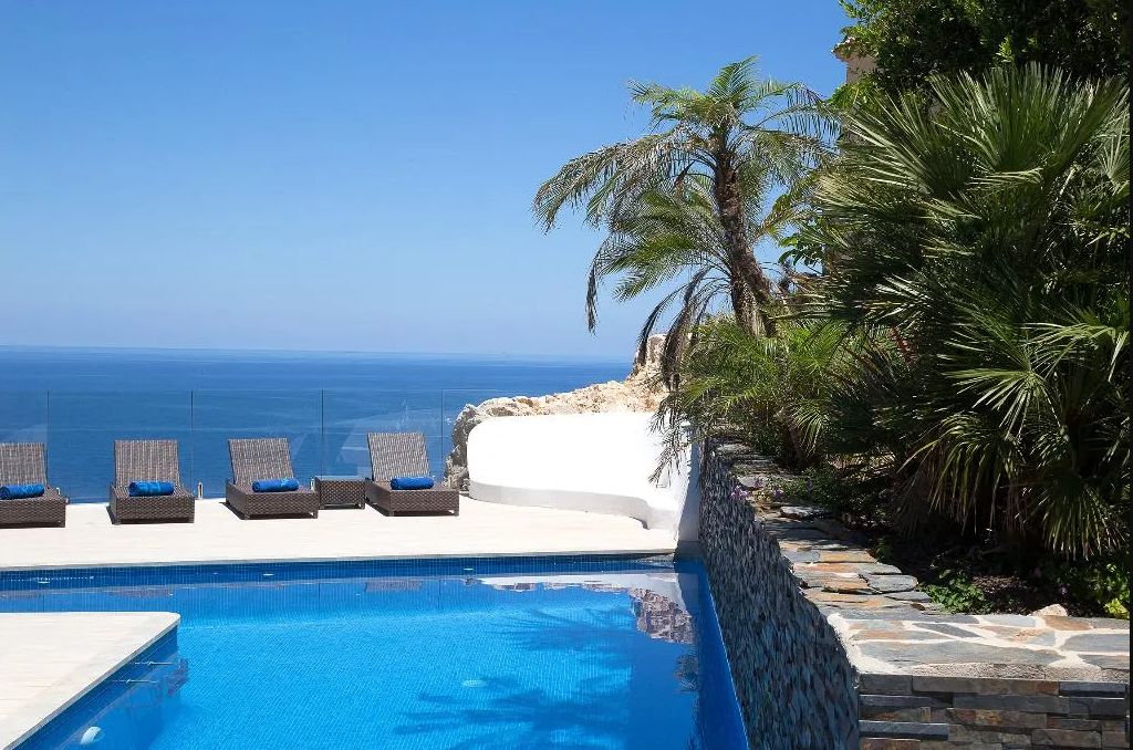 Lujosa Villa moderna en primera línea con impresionantes vistas al mar - 39