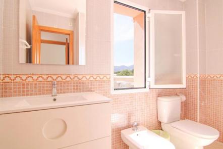 Property #RH21090 - 11