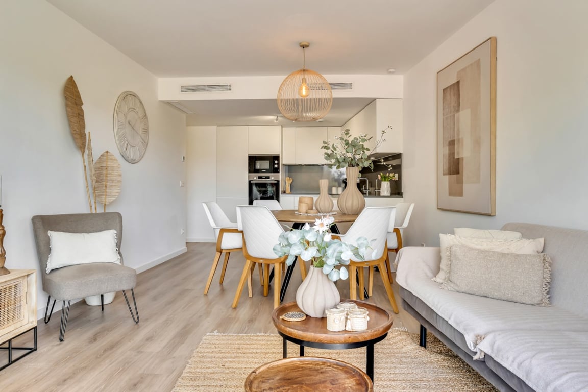 Moderno y elegante apartamento orientado al Sur con piscina, en Jávea - 11