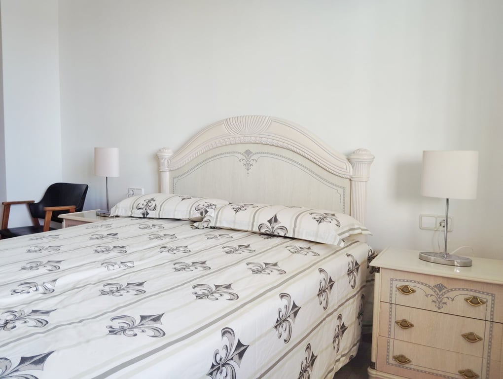 Villa en venta con 4 dormitorios y piscina en Calpe, con vistas al mar. - 30