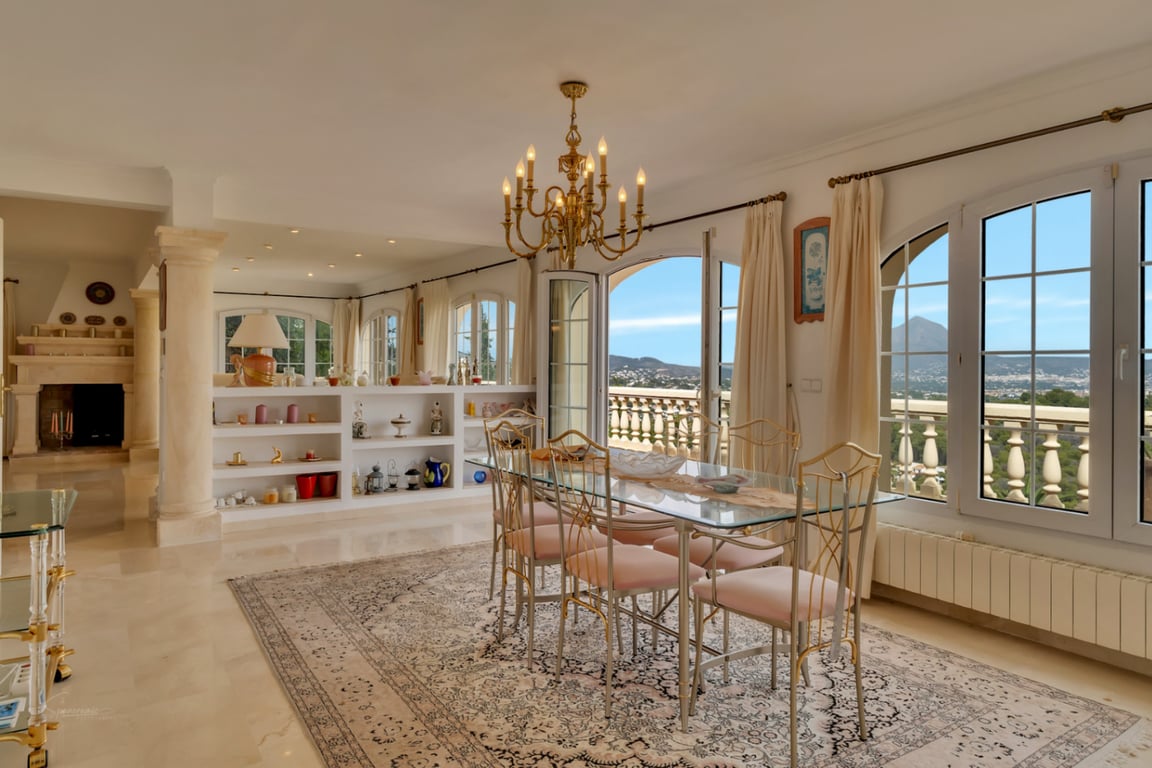 VILLA UBICADA EN UNA TRANQUILA ZONA CON INCREIBLES VISTAS PANORAMICAS - 7