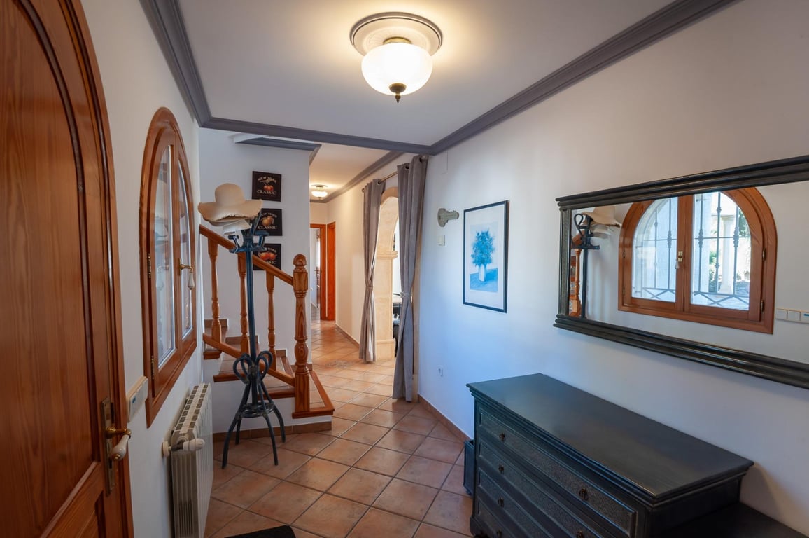 Property #RH21192 - 15