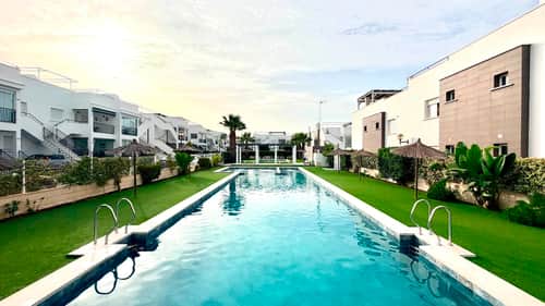 Appartement met 2 slaapkamers in Torrevieja — foto 24