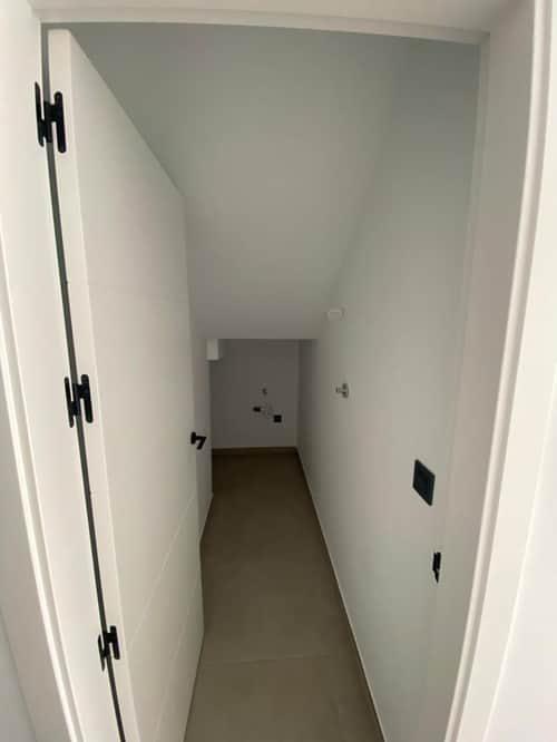 Nieuwbouwvilla met privézwembad op 700 meter van het strand in Los Alcázares — foto 16