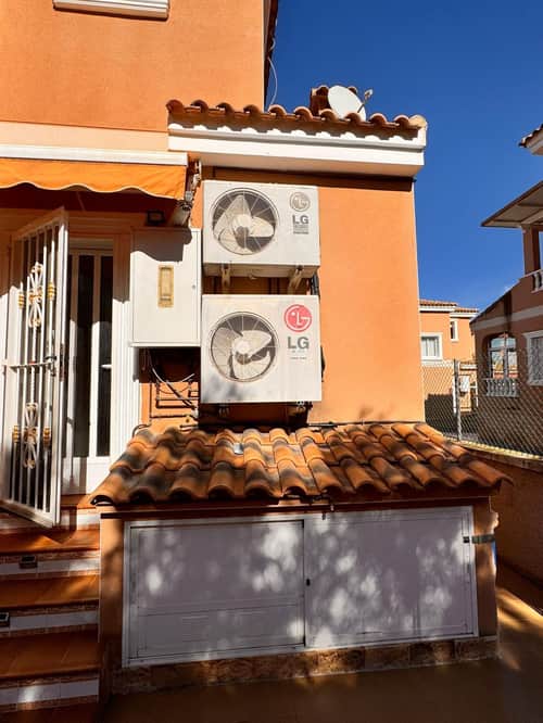 Villa met 4 slaapkamers in Cox — foto 31