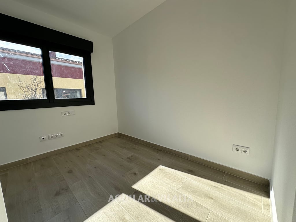 Brand-new house - 20