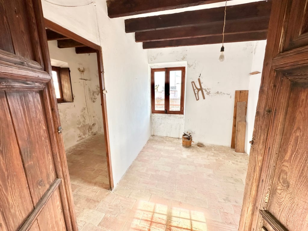 Casa de poble amb més de 100 anys d'història al nucli antic de Pego - 39