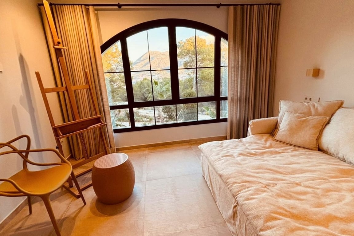 5-bed Villa in Altea photo 12