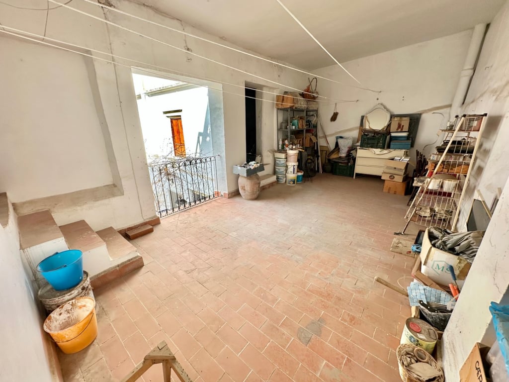 Encantadora casa de pueblo con gran patio interior en el centro de Pego. - 17