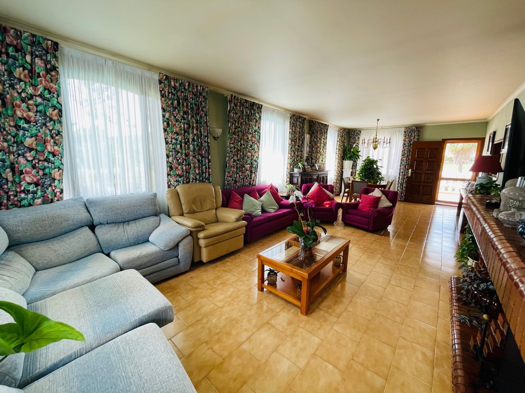 Pedreguer. Casa de campo amplio con piscina en venta - 12