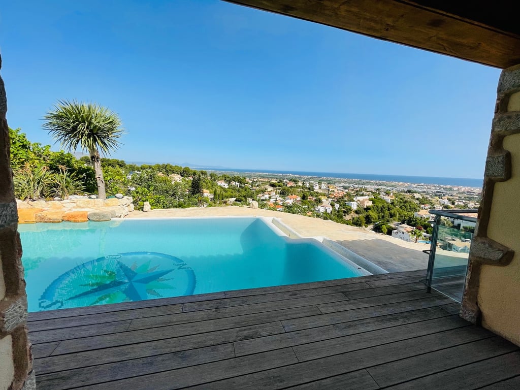 Denia. Villa de lujo con vistas maravillosas al mar, en venta - 15