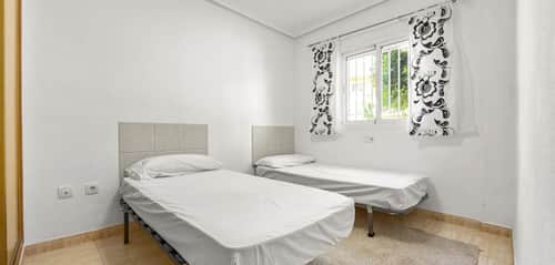 Appartement met 3 slaapkamers in Orihuela Costa — foto 11