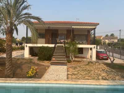   Chalet en venta 24