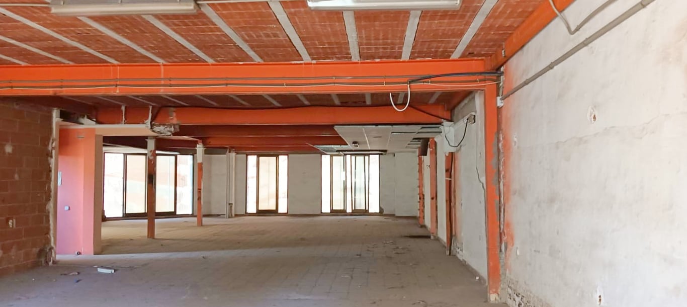 Edificio en venta para reformar en Teulada con dos locales comerciales - 6